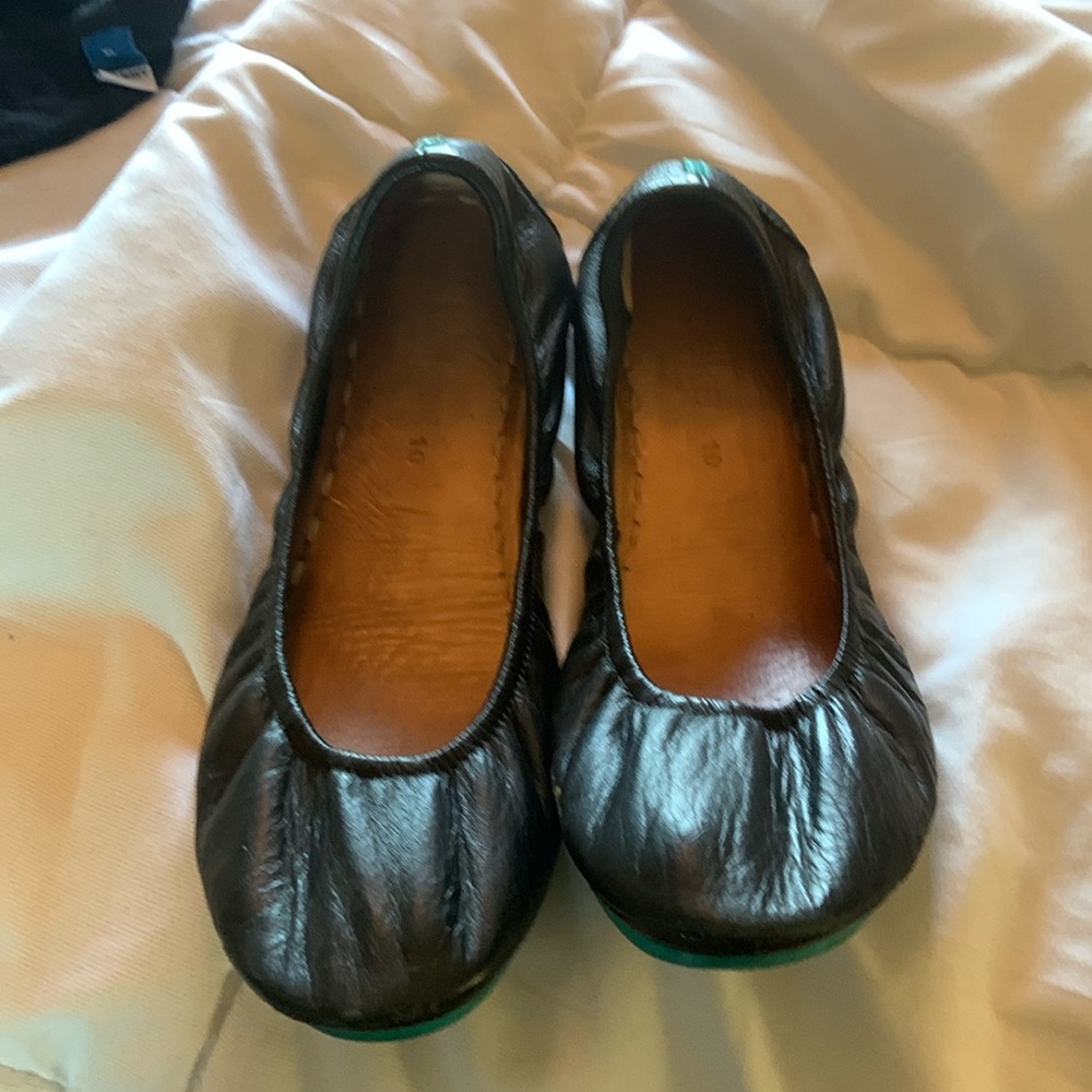 Tieks black